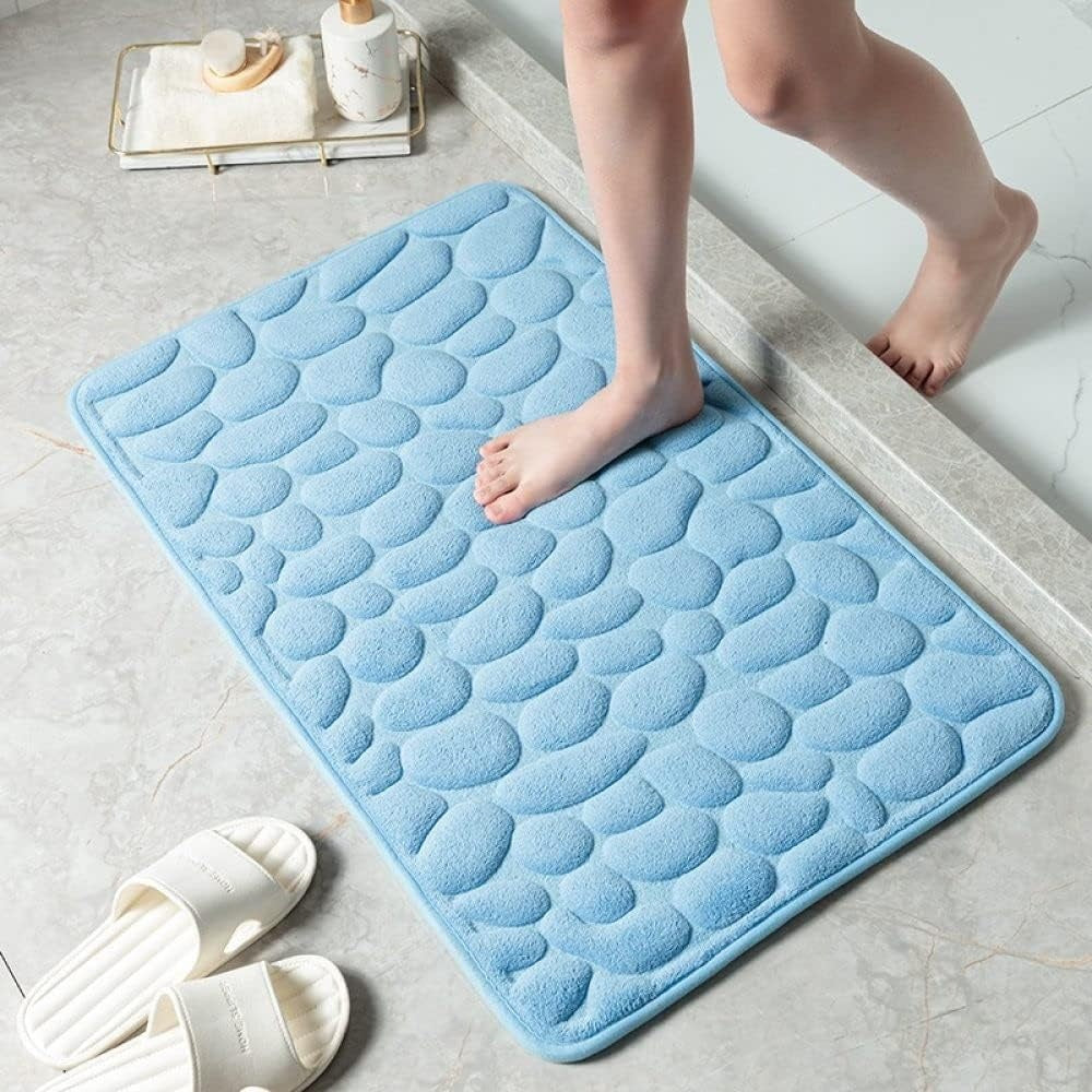 Velona Bath Mat – Soft 3D Pebble Texture